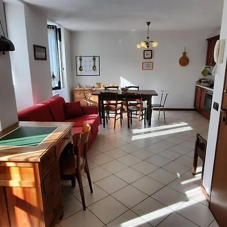 Residenza Antica Corte Picta Buglio in Monte
