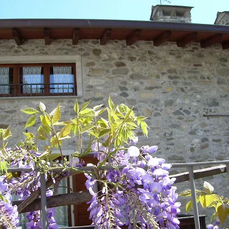 Residenza Antica Corte Picta * Buglio in Monte